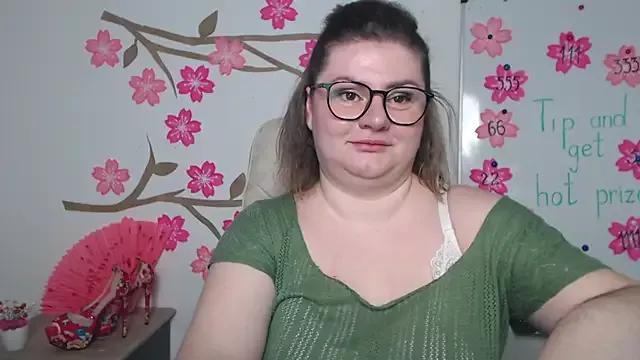 ZannaDreil from StripChat