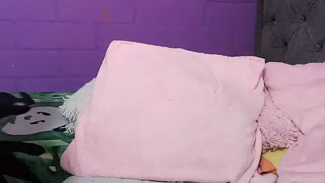 Zara47sweet from StripChat