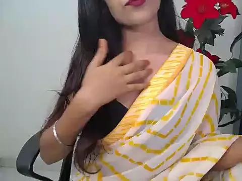 Zara_babyy from StripChat