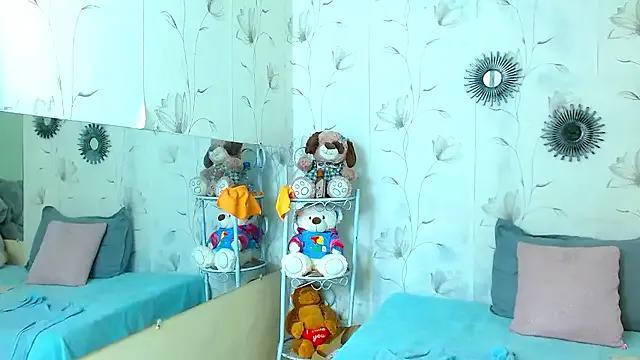 zara_cute from StripChat is Freechat