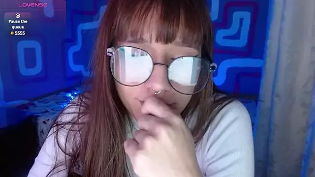 zara_erotik from StripChat is Freechat