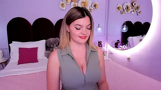 Try our streaming cams variety and talk on a personal level with our adorable girls streamers, showing off their bountiful shapes and dildos.