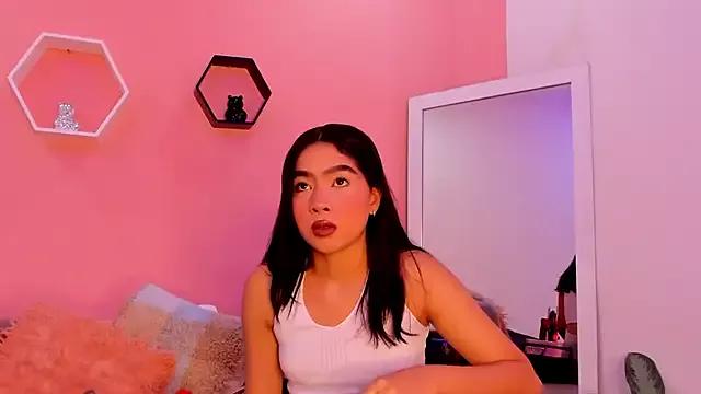 ZaraMur from StripChat