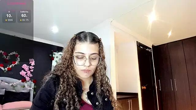 Zarathryz_ from StripChat