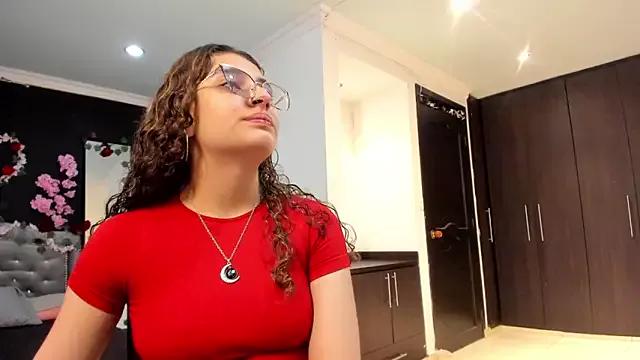 Zarathryz_ from StripChat