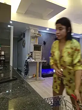 Zarayuce from StripChat is Freechat