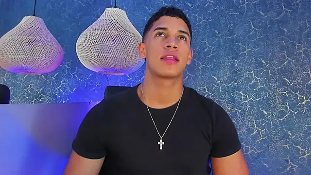 Zayne_cross from StripChat is Freechat