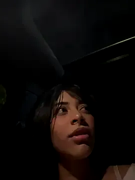 zevellez from StripChat is Freechat