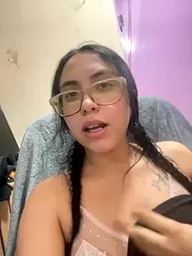 ZeziGamingg from StripChat is Freechat