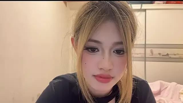 ZhuLi-Pink001 from StripChat is Freechat