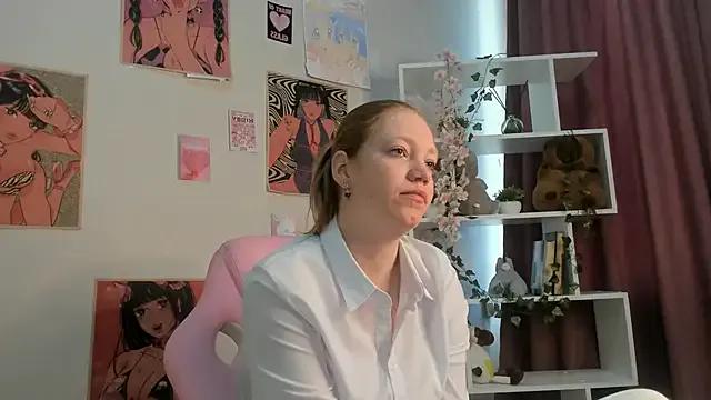 Try our streaming cams variety and talk on a personal level with our adorable girls streamers, showing off their bountiful shapes and dildos.