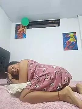 zoe_stp_latina from StripChat is Freechat