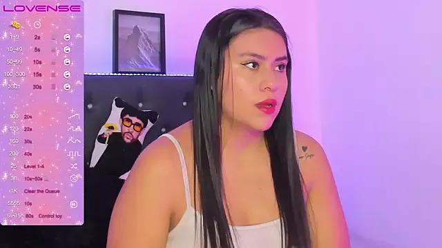 zoee_05 from StripChat