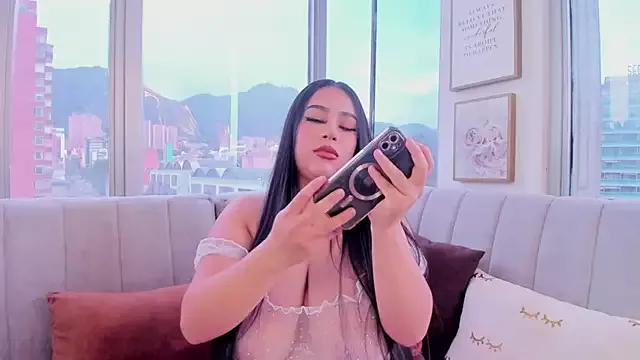 Zoey_thompson from StripChat is Freechat
