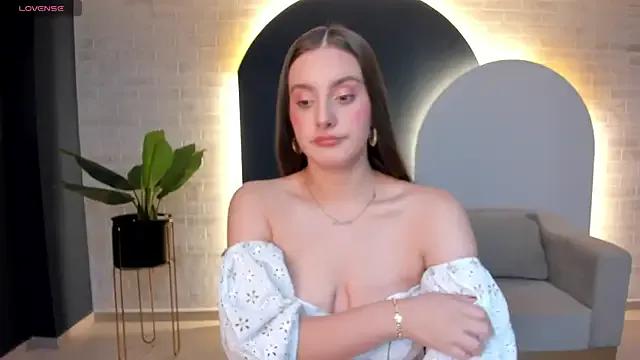 ZoeyWalker_ from StripChat is Freechat