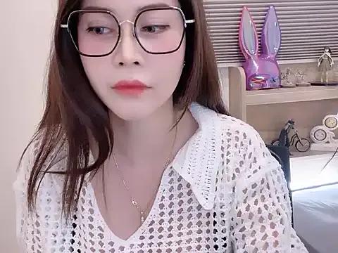 Zozo_qq from StripChat