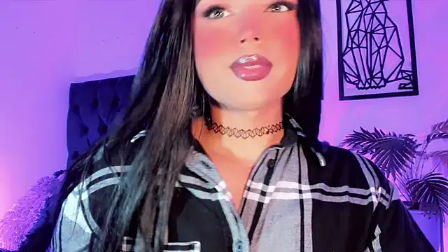 Zz_hornysTS_ on StripChat 